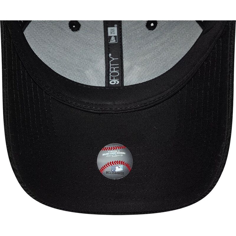 cepur-izliekta-melns-snapback-9forty-entry-cord-no-new-york-yankees-mlb-no-new-era