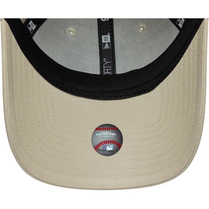 cepur-izliekta-bess-regulejams-9forty-fruit-icon-strawberry-no-new-york-yankees-mlb-no-new-era