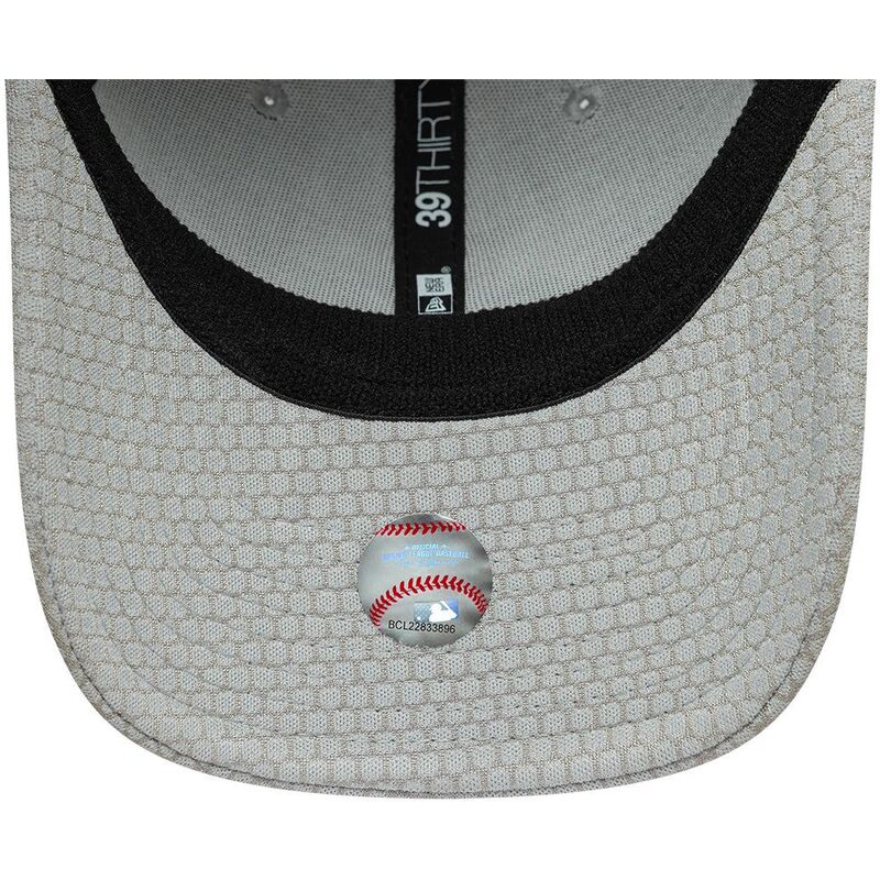 cepur-izliekta-peleks-pieguloss-39thirty-stretch-mesh-no-new-york-yankees-mlb-no-new-era