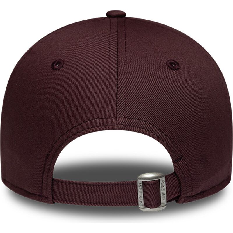cepur-izliekta-sarkans-regulejams-9forty-league-essential-no-new-york-yankees-mlb-no-new-era
