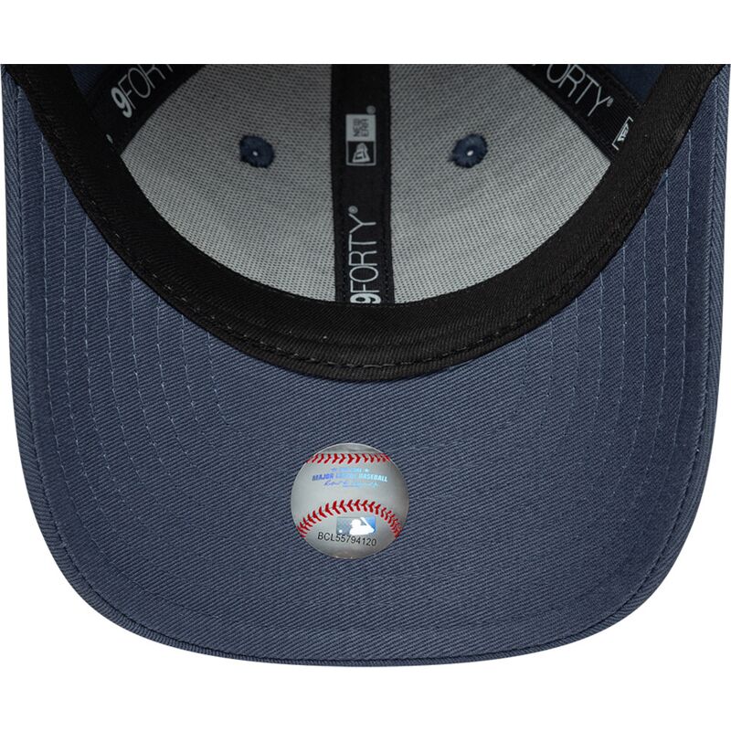 cepur-izliekta-zils-regulejams-berniem-9forty-space-glow-in-the-dark-no-new-york-yankees-mlb-no-new-era