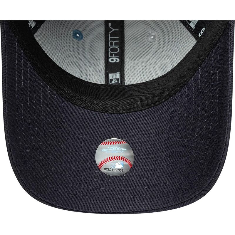 cepur-izliekta-daudzkrasains-regulejams-berniem-9forty-colourblock-no-new-york-yankees-mlb-no-new-era cepur-izliekta-daudzkrasains-regulejams-berniem-9forty-colourblock-no-new-york-yankees-mlb-no-new-era