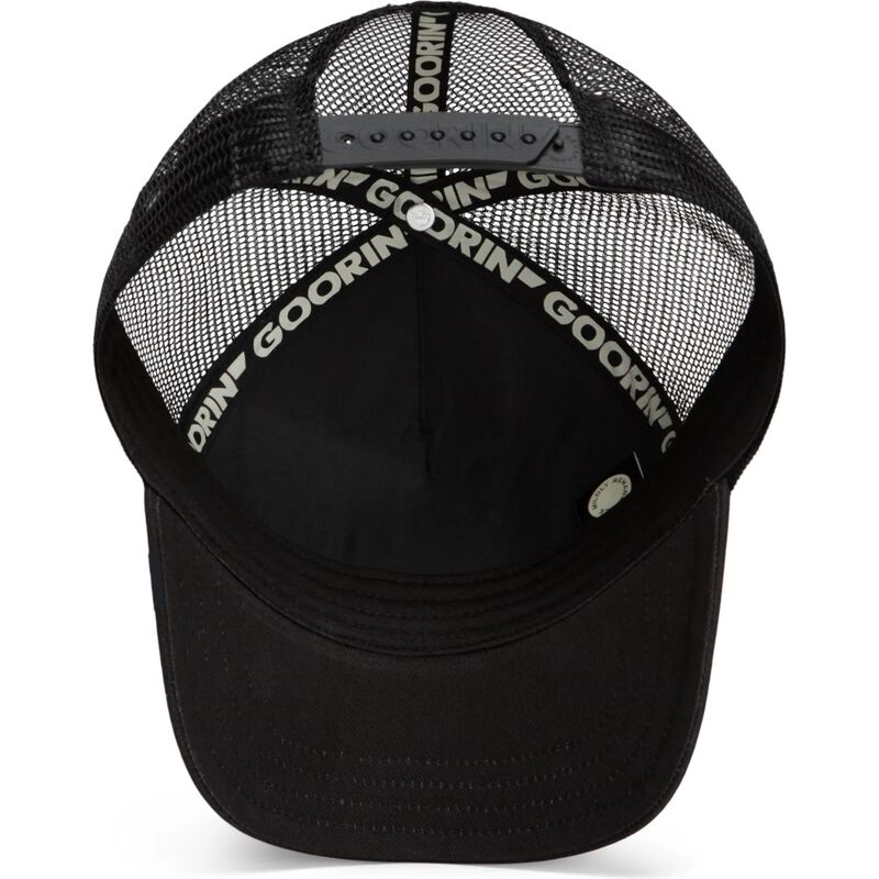cepur-izliekta-truckeris-melns-snapback-deadly-scorpion-pop-art-strikes-back-the-farm-goorin-bros