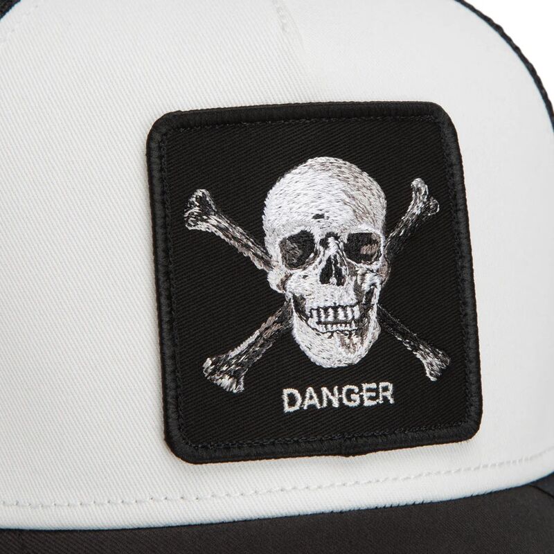 cepur-izliekta-truckeris-melns-snapback-danger-skull-and-crossbones-original-recipe-the-farm-goorin-bros