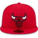 cepur-plakana-sarkans-pieguloss-59fifty-side-script-no-chicago-bulls-nba-no-new-era