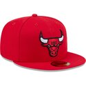 cepur-plakana-sarkans-pieguloss-59fifty-side-script-no-chicago-bulls-nba-no-new-era