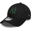 cepur-izliekta-melns-regulejams-9forty-league-essential-no-new-york-yankees-mlb-no-new-era