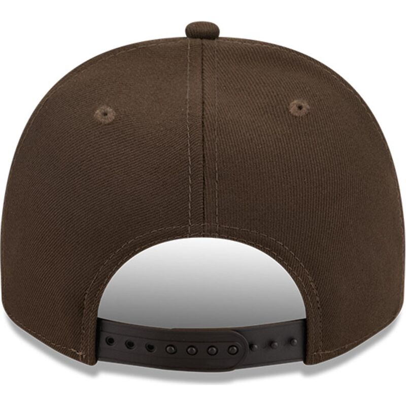 cepur-izliekta-bruns-snapback-9fifty-a-frame-precurved-visor-pin-no-atlanta-braves-mlb-no-new-era cepur-izliekta-bruns-snapback-9fifty-a-frame-precurved-visor-pin-no-atlanta-braves-mlb-no-new-era