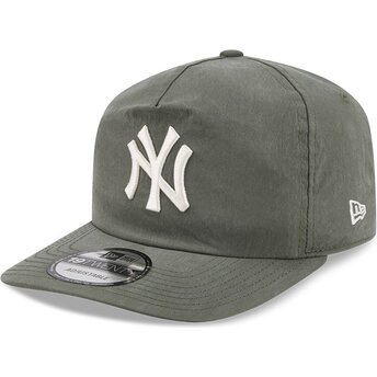 Cepur izliekta zaļš snapback 19TWENTY Precurved no New York Yankees MLB no New Era