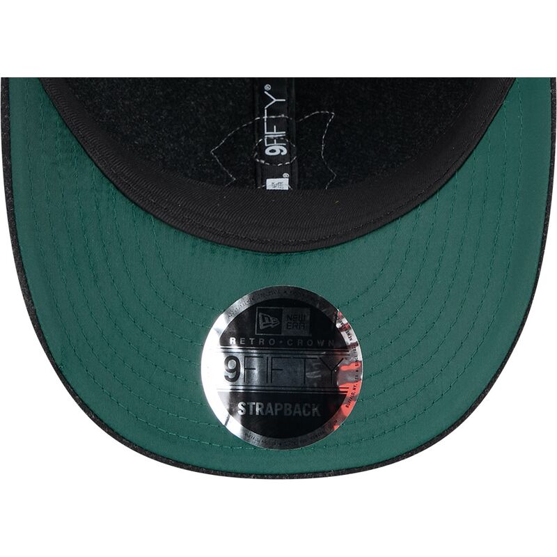 cepur-izliekta-melns-regulejams-9fifty-retro-crown-precurved-no-boston-red-sox-mlb-no-new-era cepur-izliekta-melns-regulejams-9fifty-retro-crown-precurved-no-boston-red-sox-mlb-no-new-era