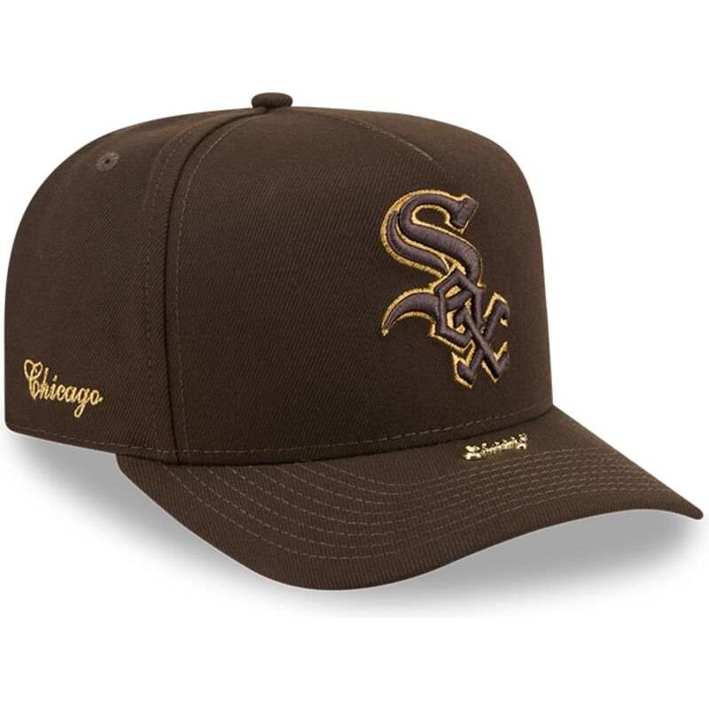 cepur-izliekta-bruns-snapback-9fifty-a-frame-precurved-visor-pin-no-chicago-white-sox-mlb-no-new-era