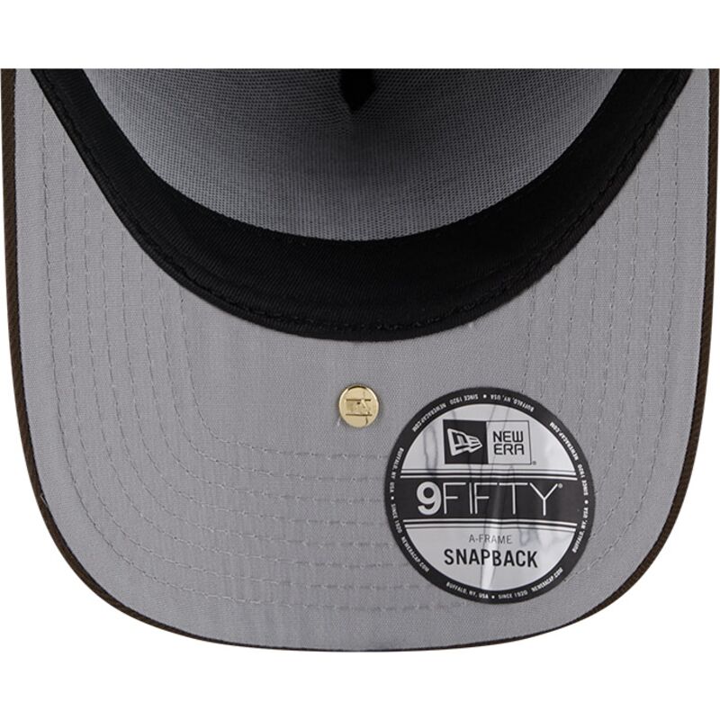 cepur-izliekta-bruns-snapback-9fifty-a-frame-precurved-visor-pin-no-new-york-yankees-mlb-no-new-era
