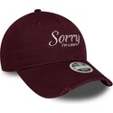 cepur-izliekta-sarkans-regulejams-9twenty-slogan-sorry-i-m-late-no-new-era