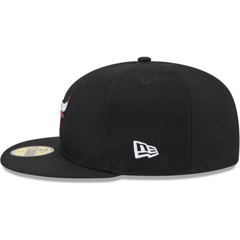 cepur-plakana-melns-pieguloss-59fifty-rhinestone-badge-no-chicago-bulls-nba-no-new-era
