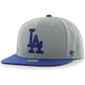graue-flache-snapback-kappe-mit-blauem-logo-schlicht-mit-seitlichem-mlb-los-angeles-dodgers-logo-von-47-brand