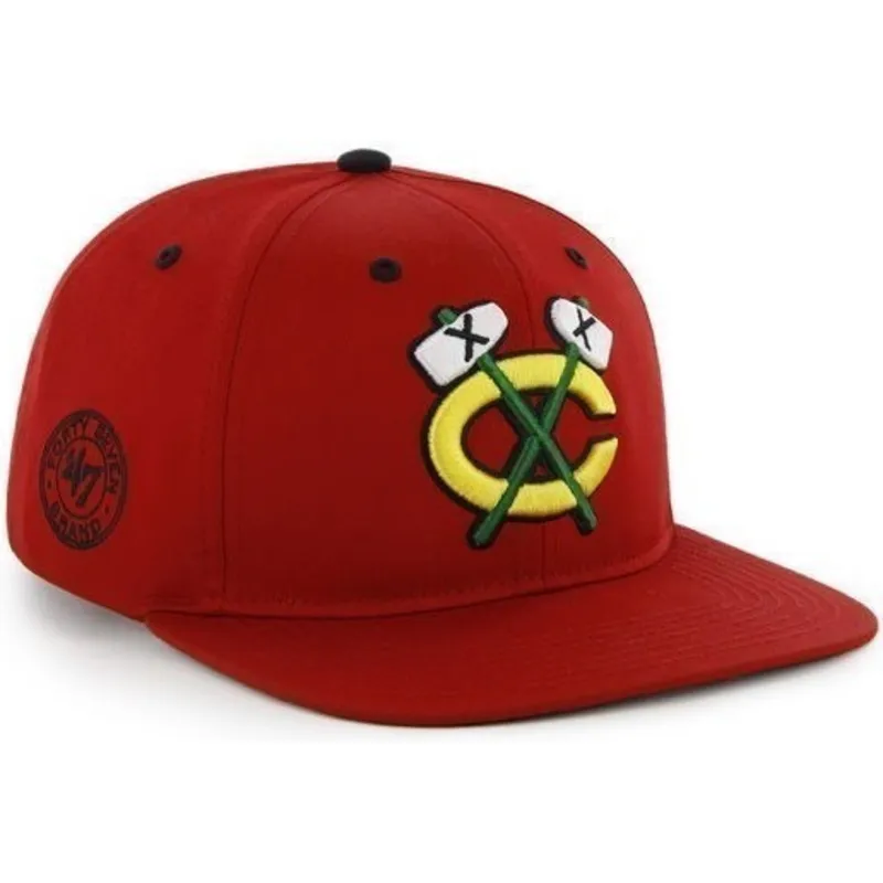 cepur-plakana-sarkans-snapback-no-chicago-blackhawks-nhl-no-47-brand